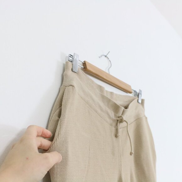 *Nasty Gal Weekend Loading Knit Jumper and Boohoo Joggers - Picture 9 of 16